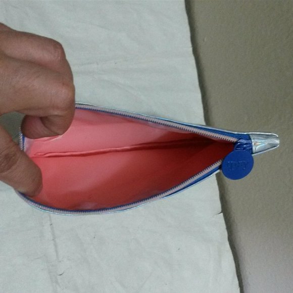 Iridescent Cosmetic Bag - Picture 13 of 16